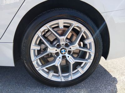 2025 BMW 3 Series - Photo 10