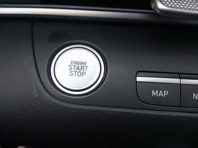 2025 Hyundai Elantra - Photo 23