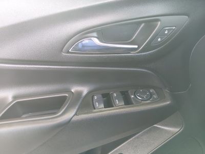 2024 Chevrolet Equinox - Photo 19