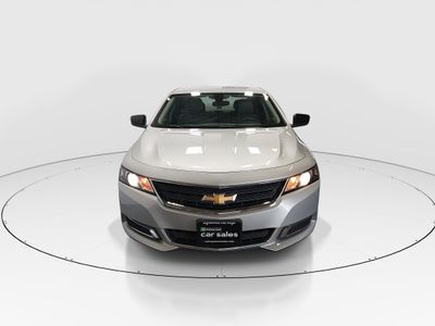 2019 Chevrolet Impala - Photo 2