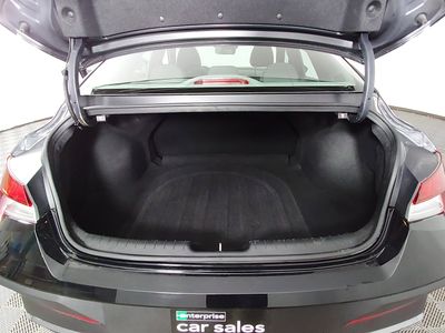 2024 Hyundai Elantra - Photo 11
