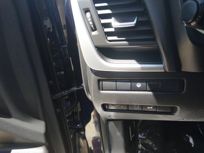 2025 Nissan Rogue - Photo 13