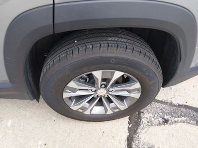 2025 Chevrolet Equinox - Photo 10