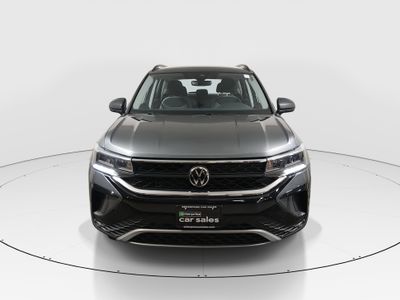 2024 Volkswagen Taos - Photo 2