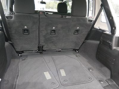 2021 Jeep Wrangler - Photo 11