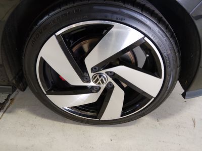 2024 Volkswagen Golf GTI - Photo 16