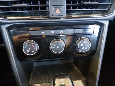 2024 Volkswagen Taos - Photo 19