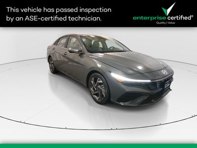 2024 Hyundai Elantra - Photo 1