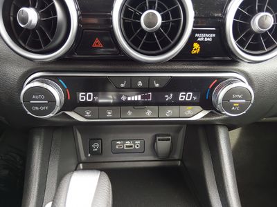 2024 Nissan Sentra - Photo 17
