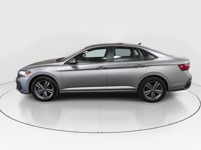 2024 Volkswagen Jetta - Photo 4