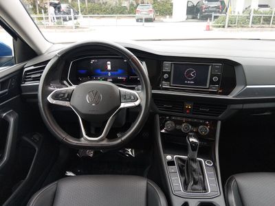 2024 Volkswagen Jetta - Photo 12