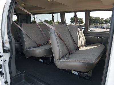 2023 Chevrolet Express Passenger - Photo 17