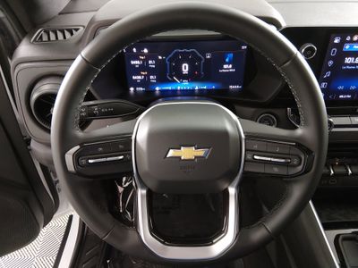 2025 Chevrolet Colorado - Photo 12