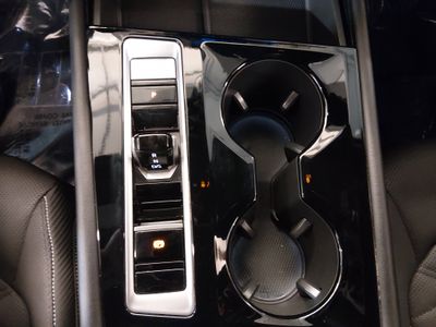 2024 Volkswagen Atlas Cross Sport - Photo 20