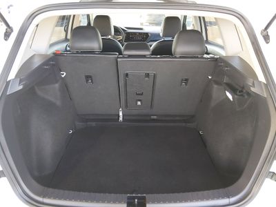 2024 Volkswagen Taos - Photo 11