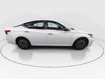 2024 Nissan Altima - Photo 8