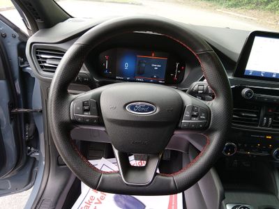 2025 Ford Escape - Photo 12