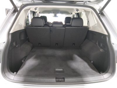 2024 Volkswagen Tiguan - Photo 11