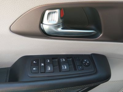 2023 Chrysler Voyager - Photo 19