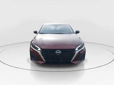 2025 Nissan Altima - Photo 2