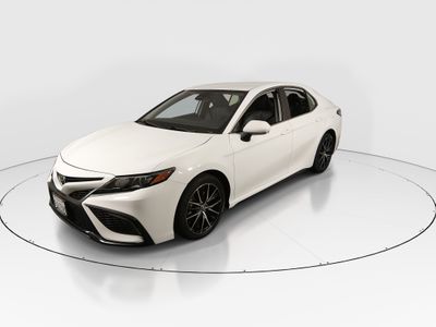 2024 Toyota Camry - Photo 3