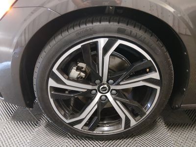 2024 Volvo S60 - Photo 10