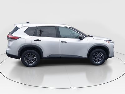 2024 Nissan Rogue - Photo 8