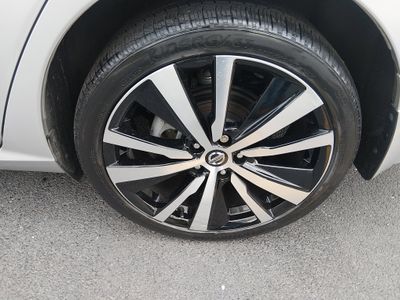 2021 Nissan Altima - Photo 10