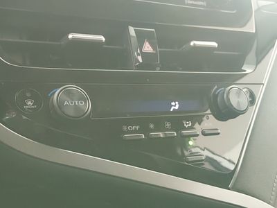 2024 Toyota Camry - Photo 18