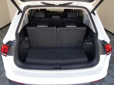 2024 Volkswagen Tiguan - Photo 11