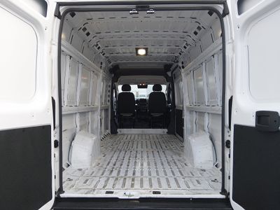 2025 Ram ProMaster Cargo Van - Photo 11