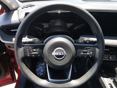 2025 Nissan Kicks - Photo 12