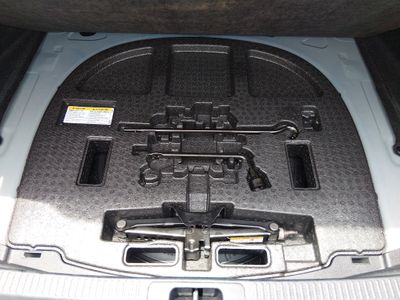 2023 Toyota Camry — photo 18 view