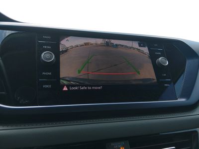 2024 Volkswagen Taos - Photo 16