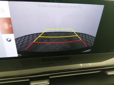2025 Genesis GV80 — photo 16 view