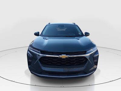 2025 Chevrolet Trax - Photo 2