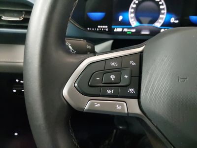 2024 Volkswagen Taos - Photo 12