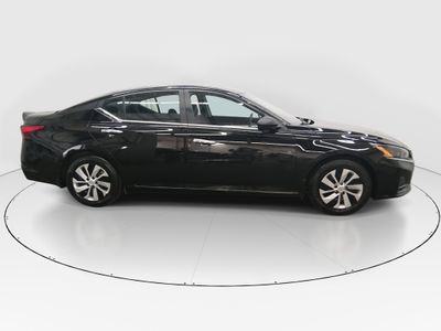 2024 Nissan Altima - Photo 8