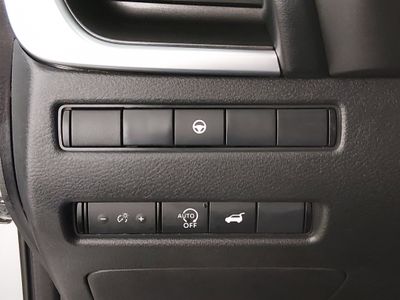 2025 Nissan Rogue - Photo 13