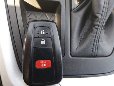 2024 Toyota RAV4 - Photo 15