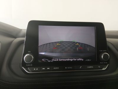 2025 Nissan Rogue - Photo 16