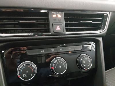 2024 Volkswagen Taos - Photo 18