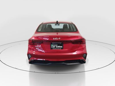 2023 Kia Forte - Photo 6