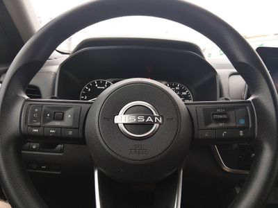 2024 Nissan Rogue - Photo 12