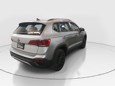 2024 Volkswagen Taos - Photo 7