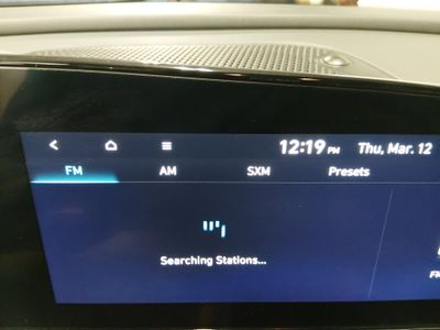 2024 Hyundai Elantra - Photo 19