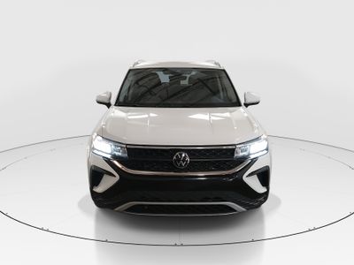 2024 Volkswagen Taos - Photo 2