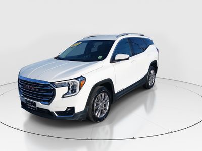 2024 GMC Terrain - Photo 3