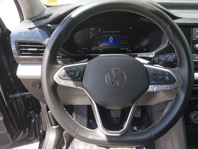 2024 Volkswagen Taos - Photo 12