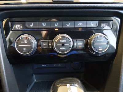 2024 Volkswagen Taos - Photo 17